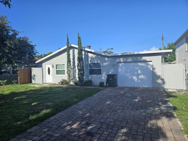 6420 N DIXIE Highway, Boca Raton, FL 33487