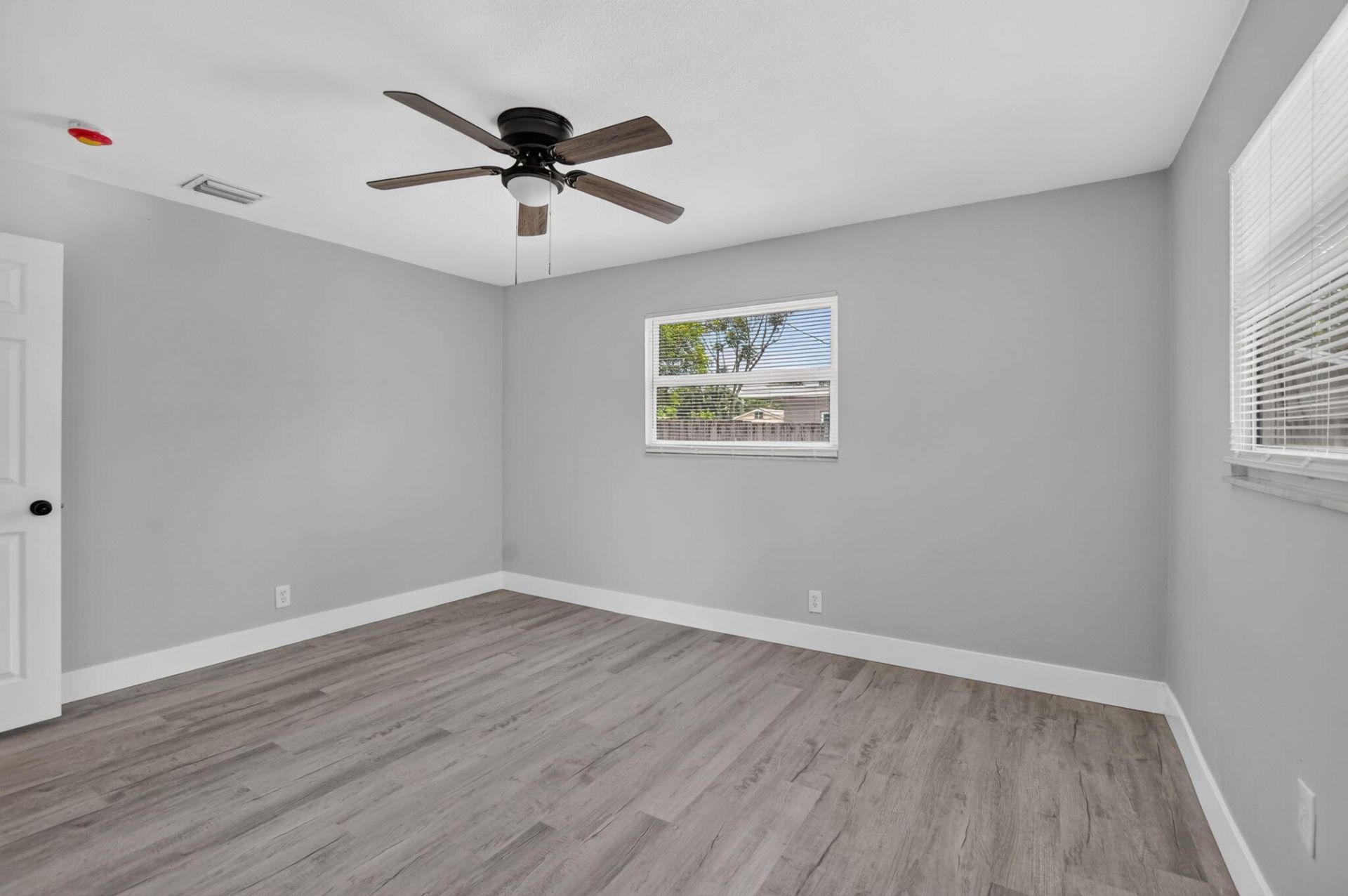 6420 N Dixie Highway, Boca Raton, FL 33487 Photo