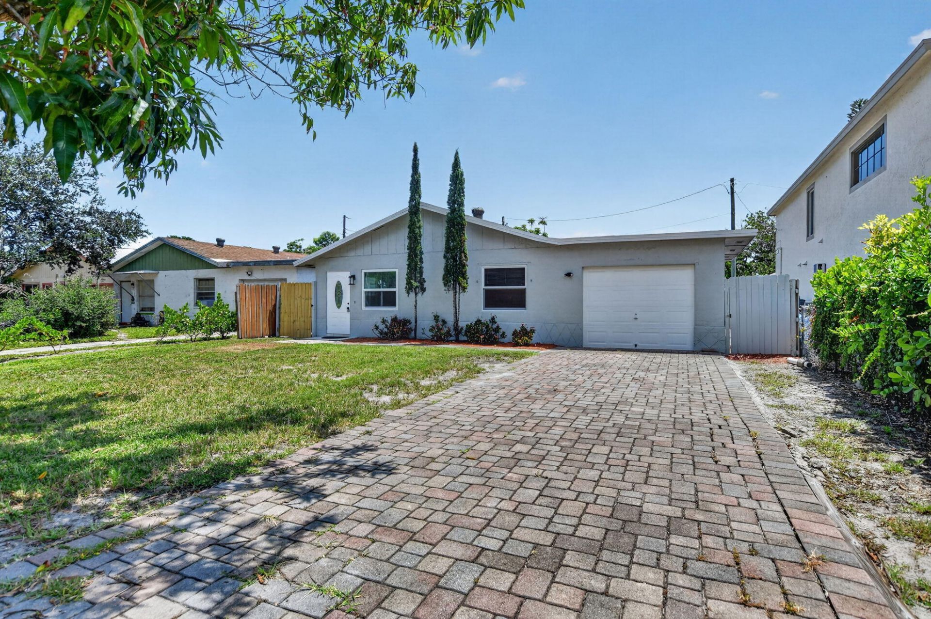 6420 N Dixie Highway, Boca Raton, FL 33487 Photo