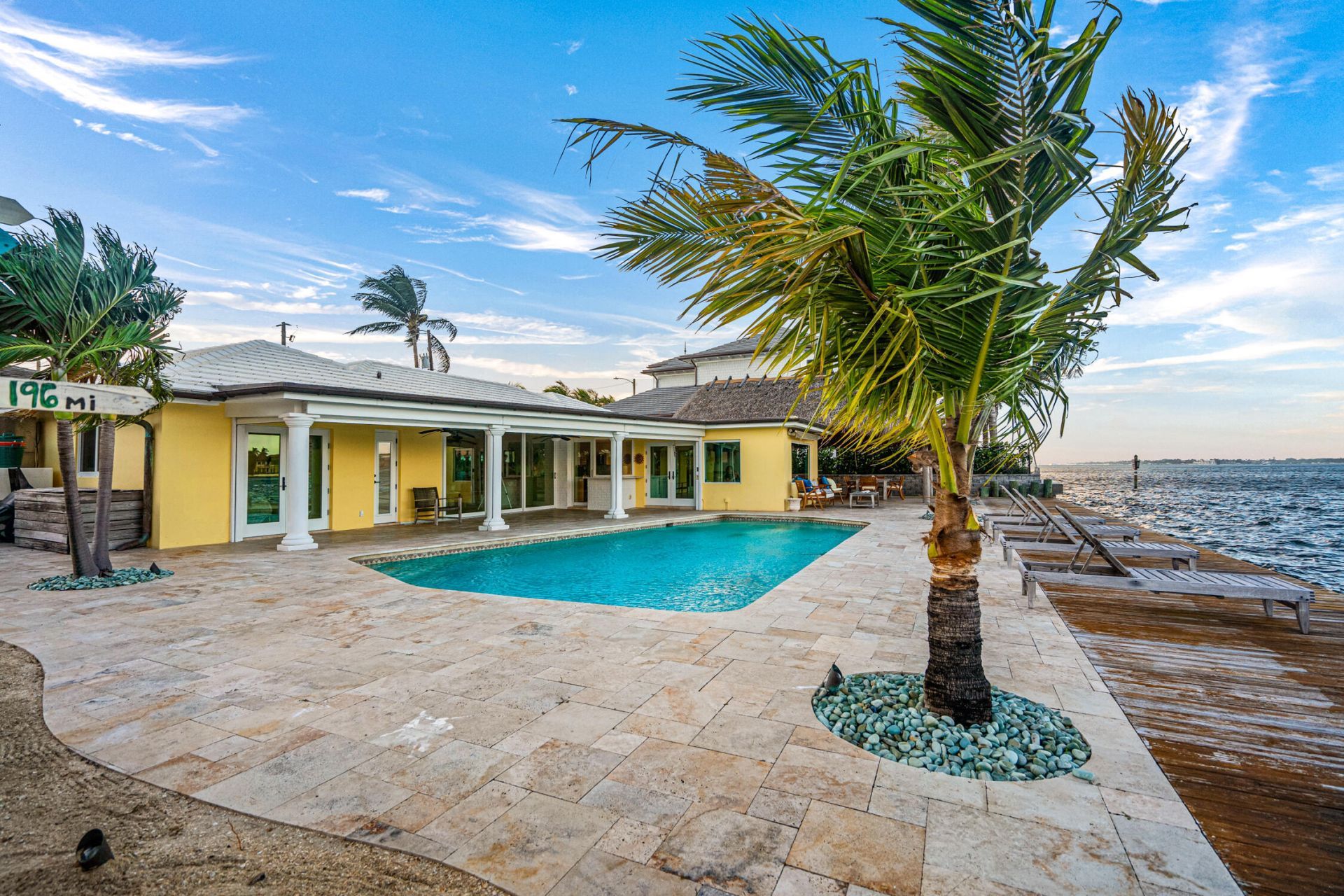 844 East Drive, Boynton Beach, FL 33435 Photo