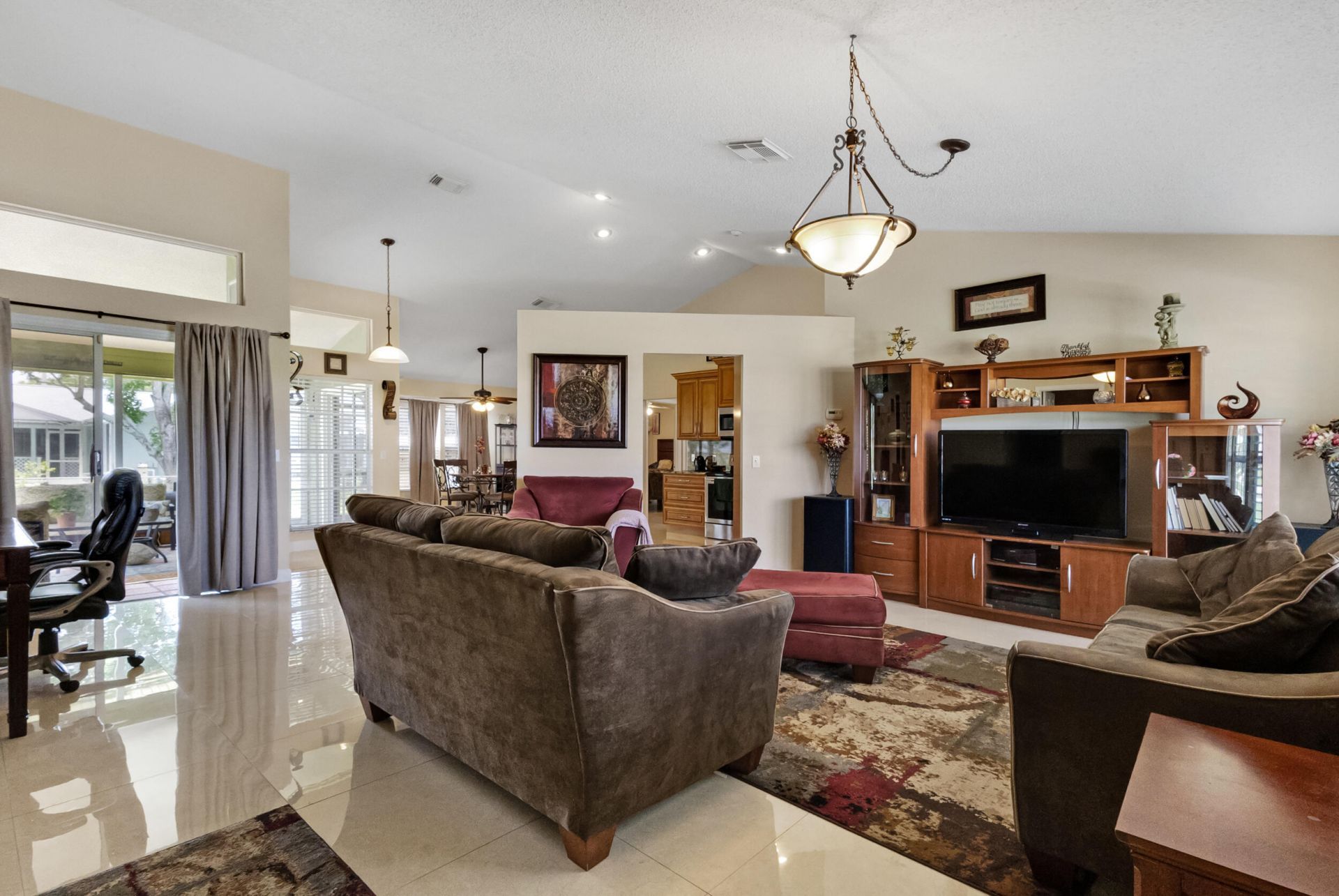 574 SW Fairview Avenue, Port Saint Lucie, FL 34983 Photo