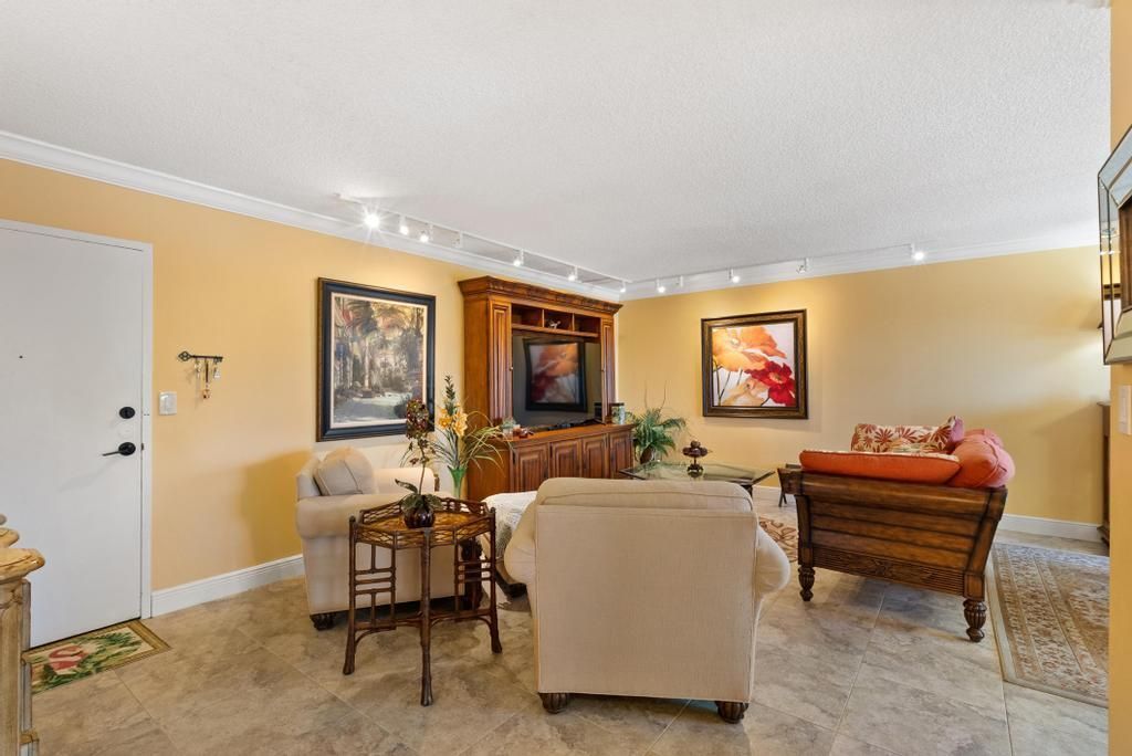 3210 SE 10th Street, Unit 4a, Pompano Beach, FL 33062 Photo