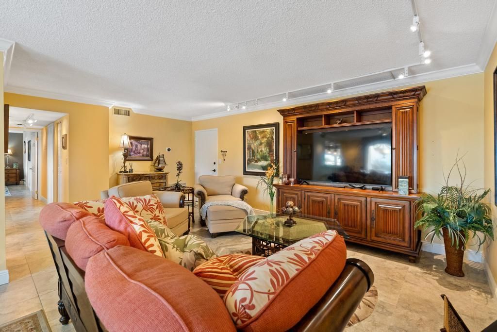 3210 SE 10th Street, Unit 4a, Pompano Beach, FL 33062 Photo
