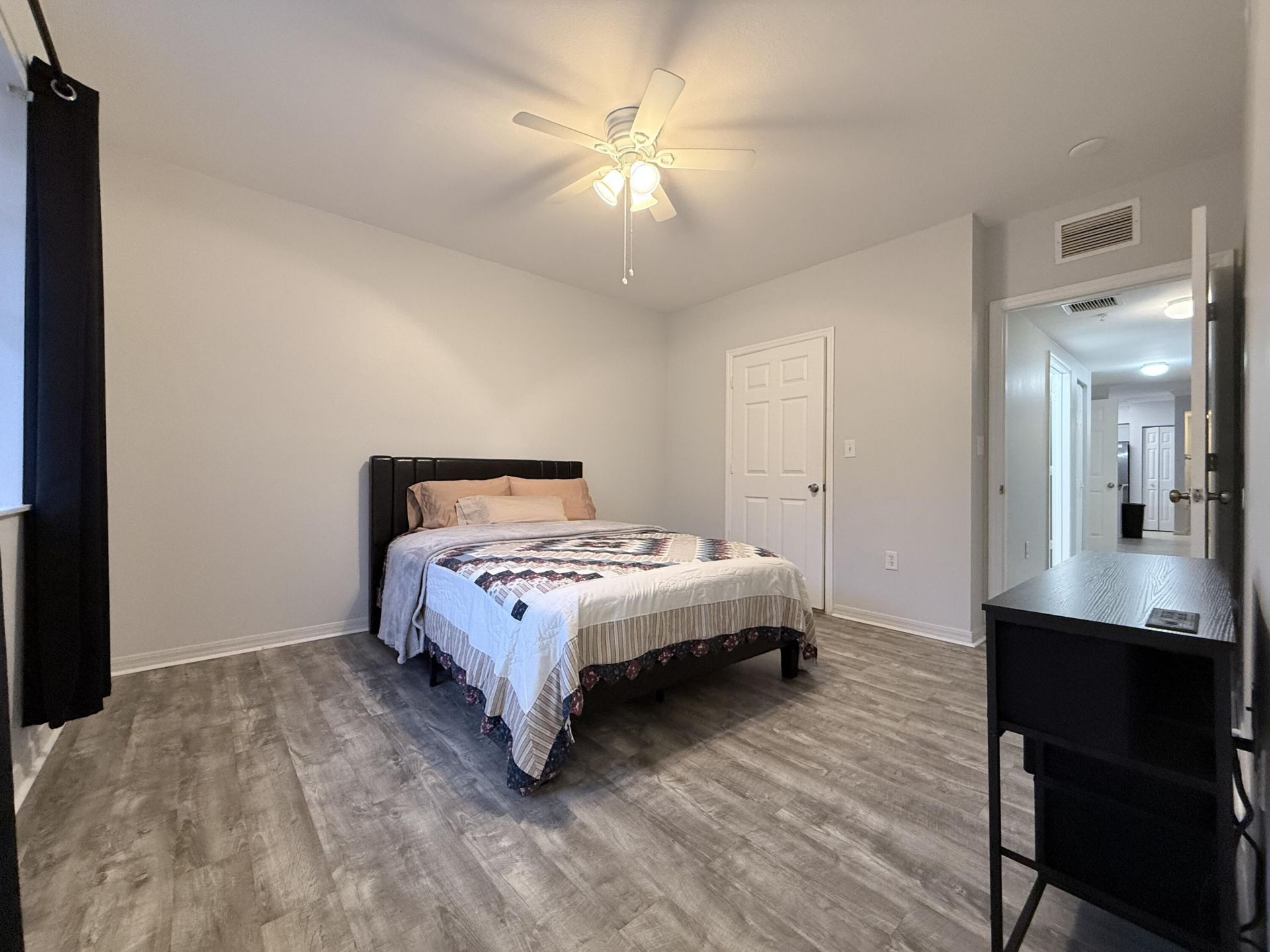 6378 Emerald Dunes Drive, Unit 301, West Palm Beach, FL 33411 Photo