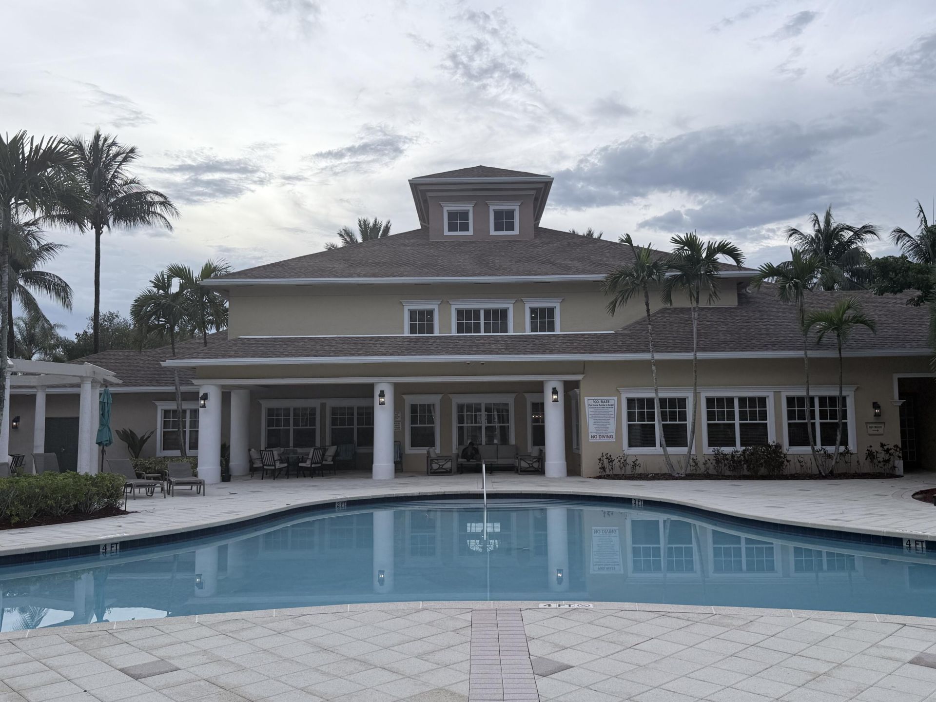 6378 Emerald Dunes Drive, Unit 301, West Palm Beach, FL 33411 Photo