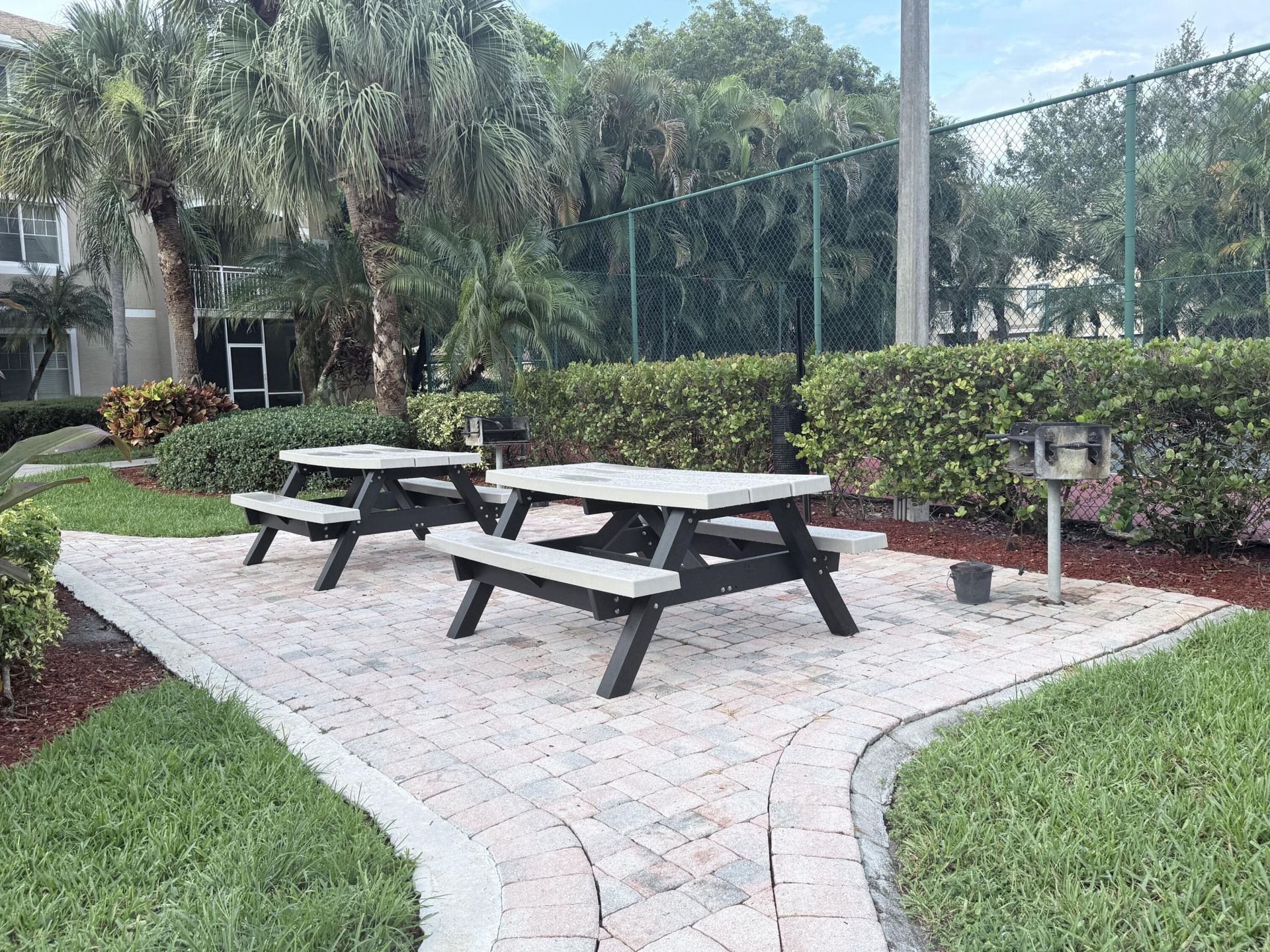 6378 Emerald Dunes Drive, Unit 301, West Palm Beach, FL 33411 Photo