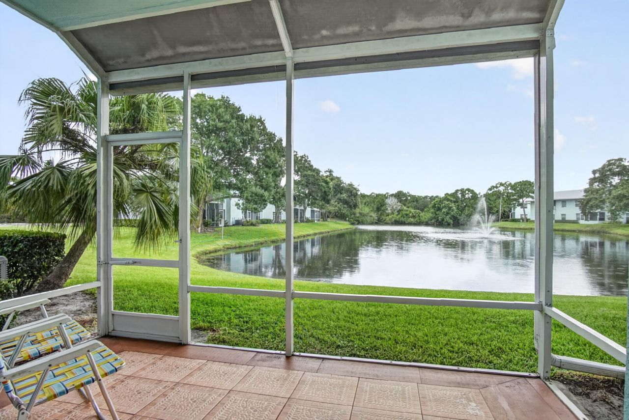 1103 SW Swan Lake Circle, Unit 102, Port Saint Lucie, FL 34986 Photo