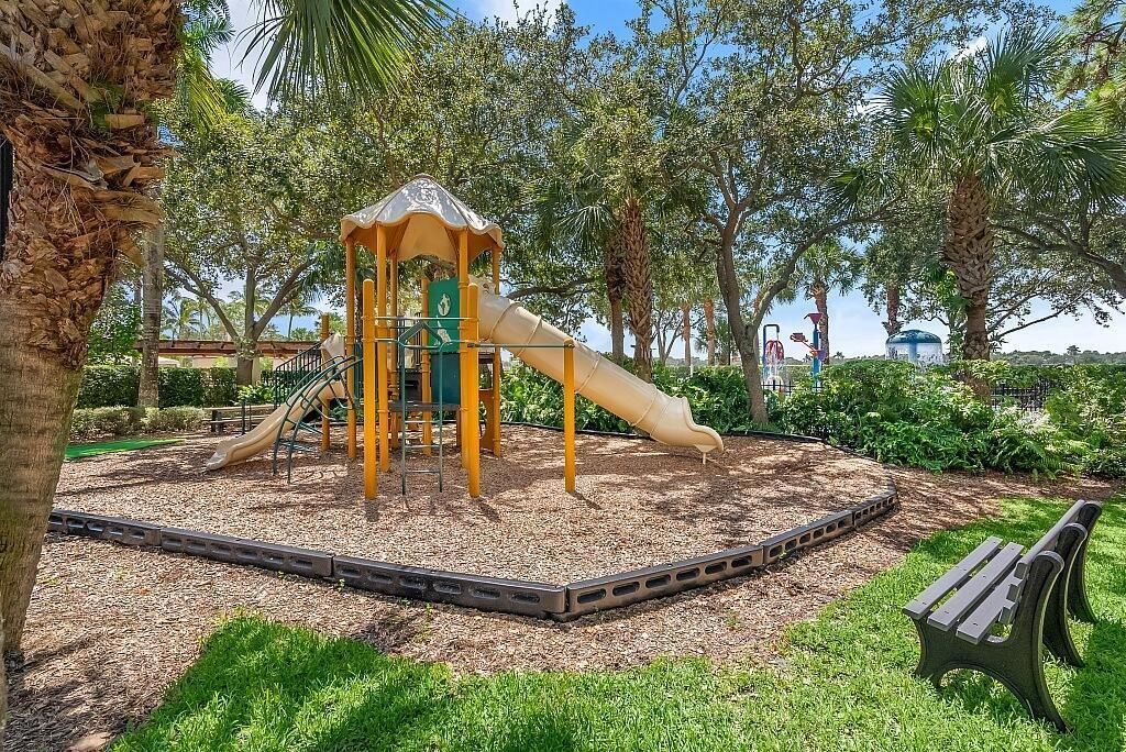 631 Moondancer Court, Palm Beach Gardens, FL 33410 Photo