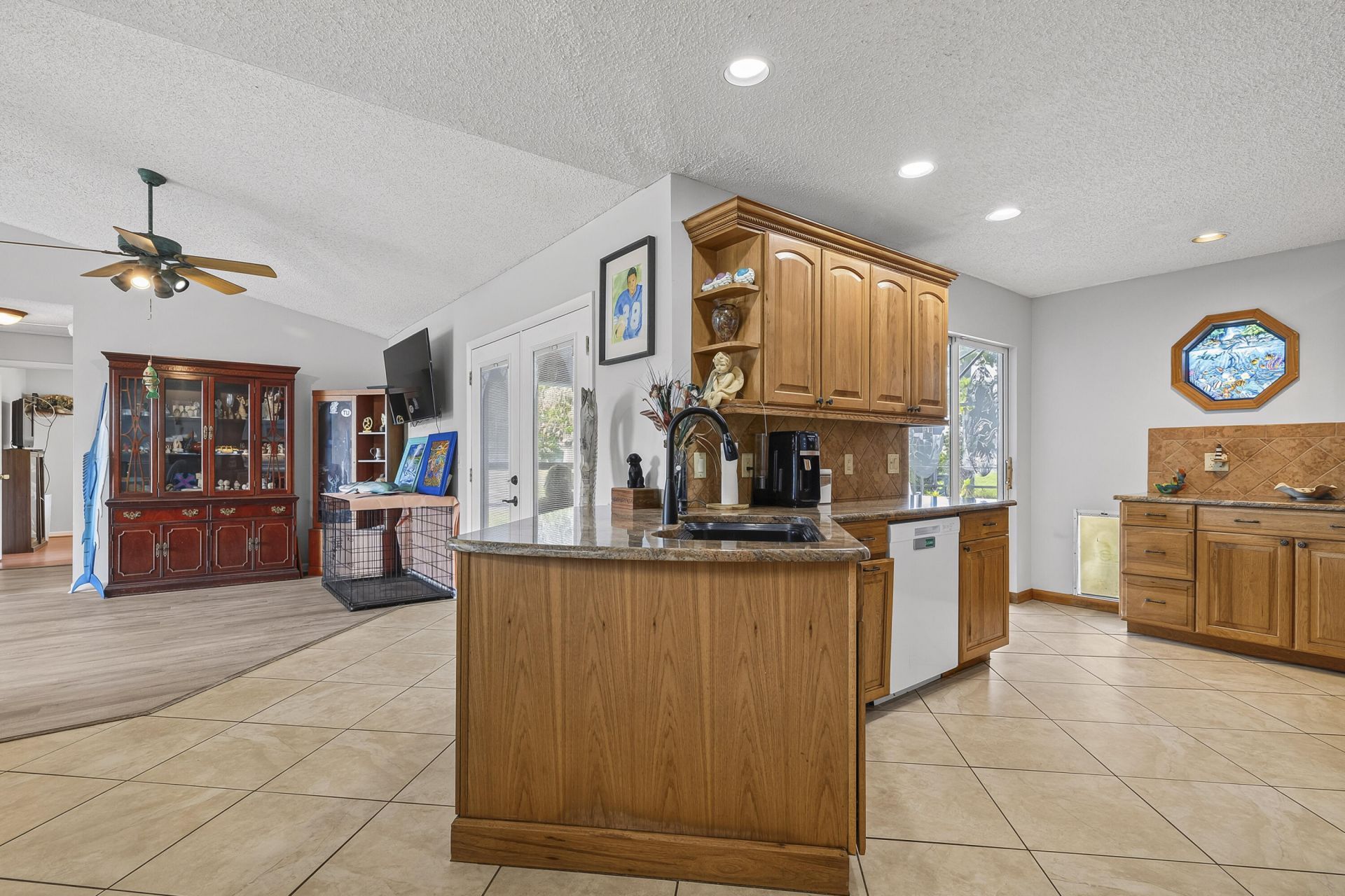 2081 SE South Buttonwood Drive, Port Saint Lucie, FL 34952 Photo