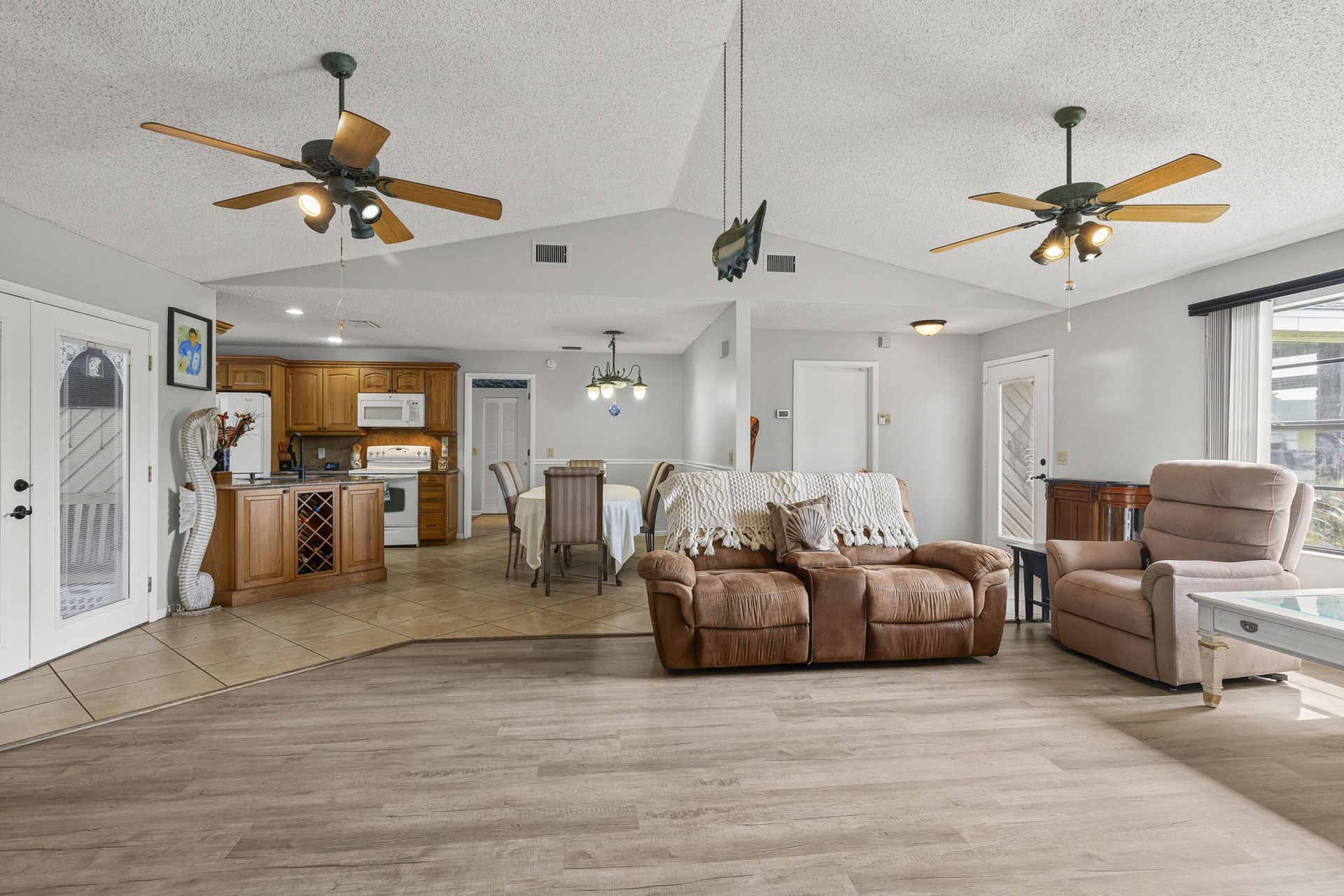 2081 SE South Buttonwood Drive, Port Saint Lucie, FL 34952 Photo