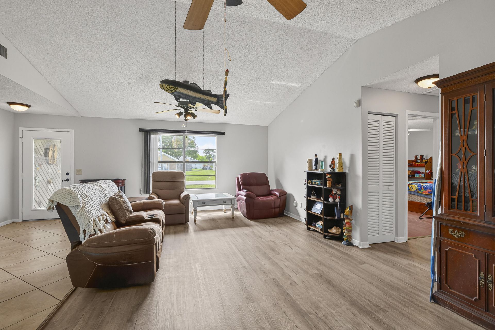 2081 SE South Buttonwood Drive, Port Saint Lucie, FL 34952 Photo