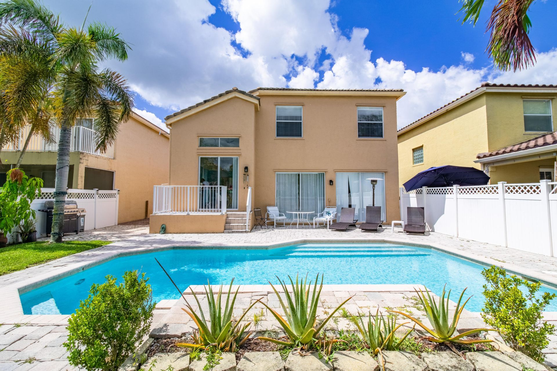 1534 Running Oak Lane, Royal Palm Beach, FL 33411 Photo