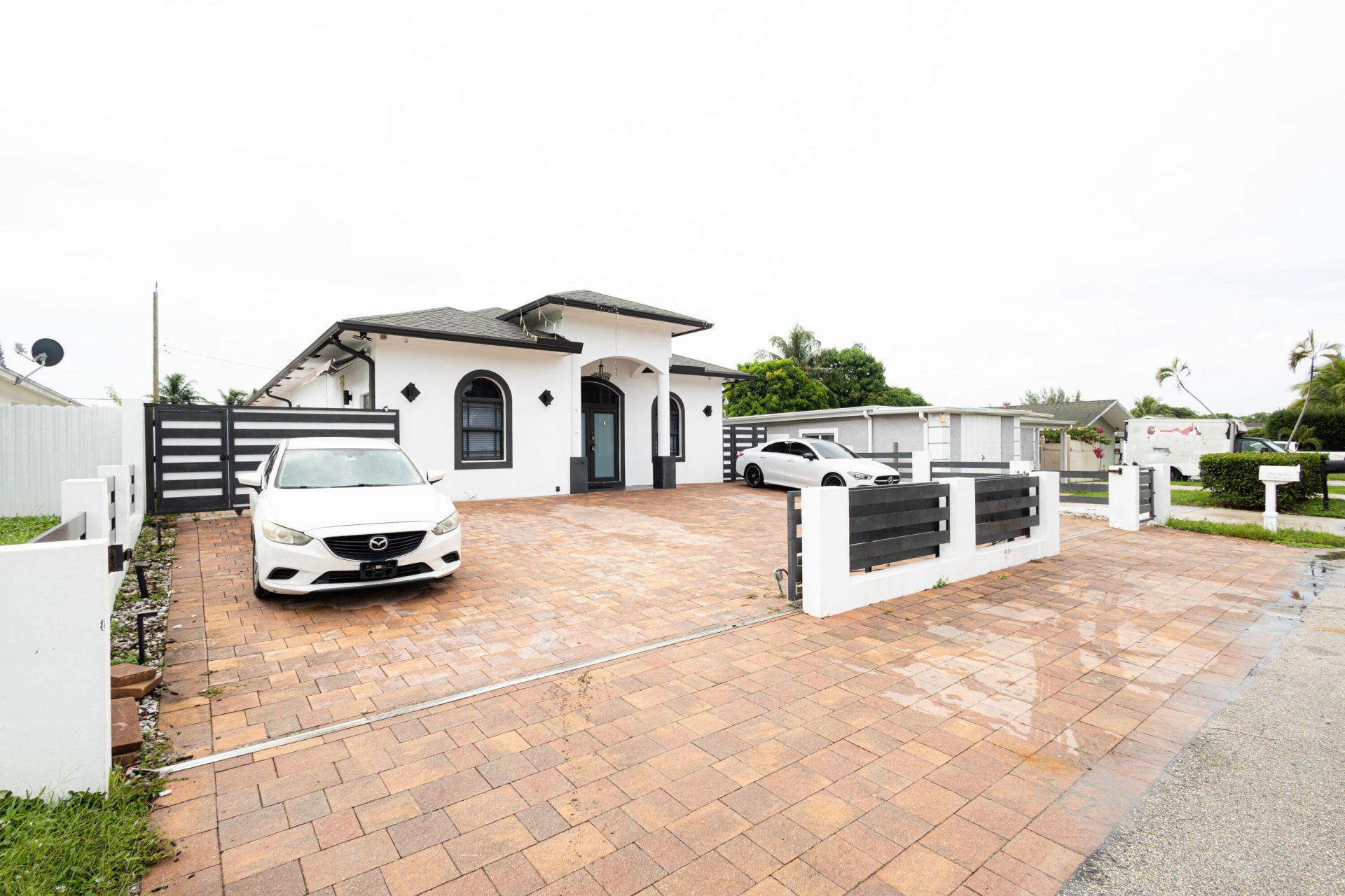 725 Mercury Street Street, West Palm Beach, FL 33406 Photo