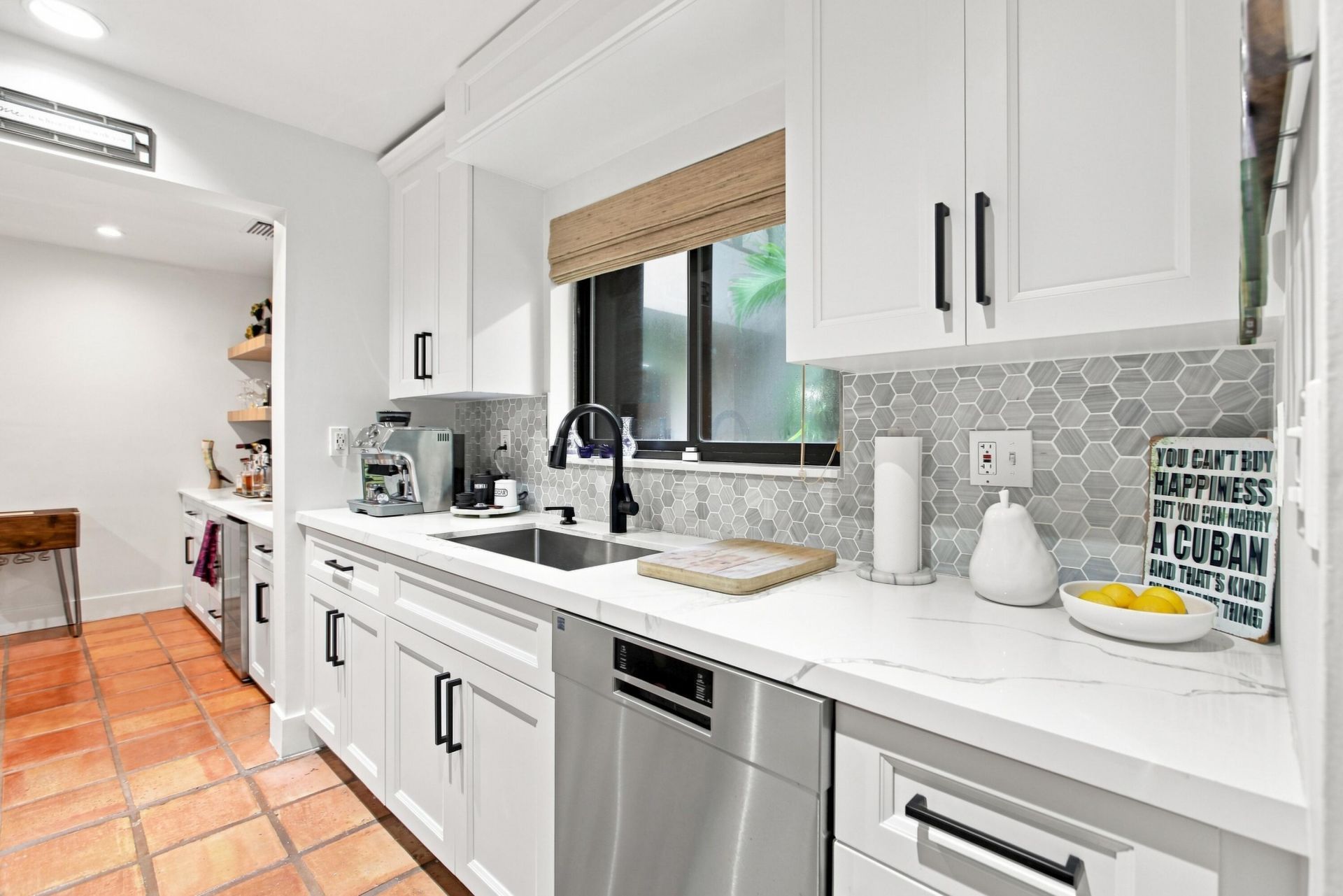 980 NW N River Drive, Unit 30, Miami, FL 33136 Photo