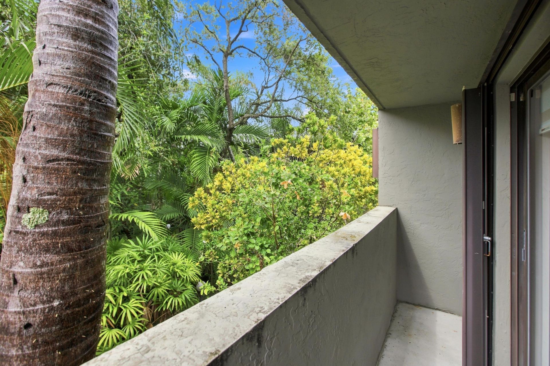 980 NW N River Drive, Unit 30, Miami, FL 33136 Photo