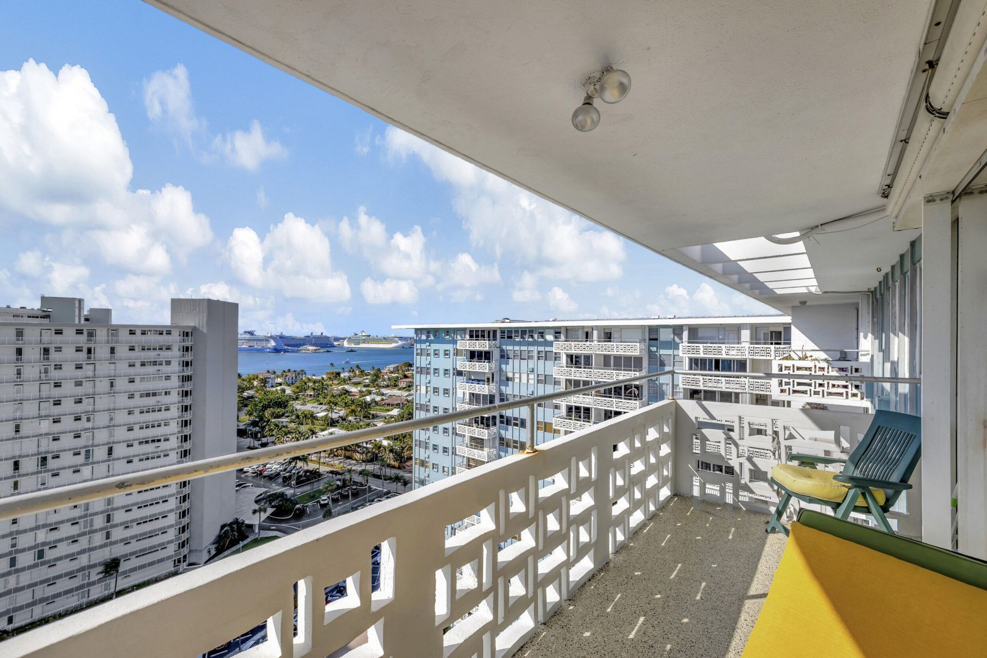1900 S Ocean Drive, Unit 1702, Fort Lauderdale, FL 33316 Photo