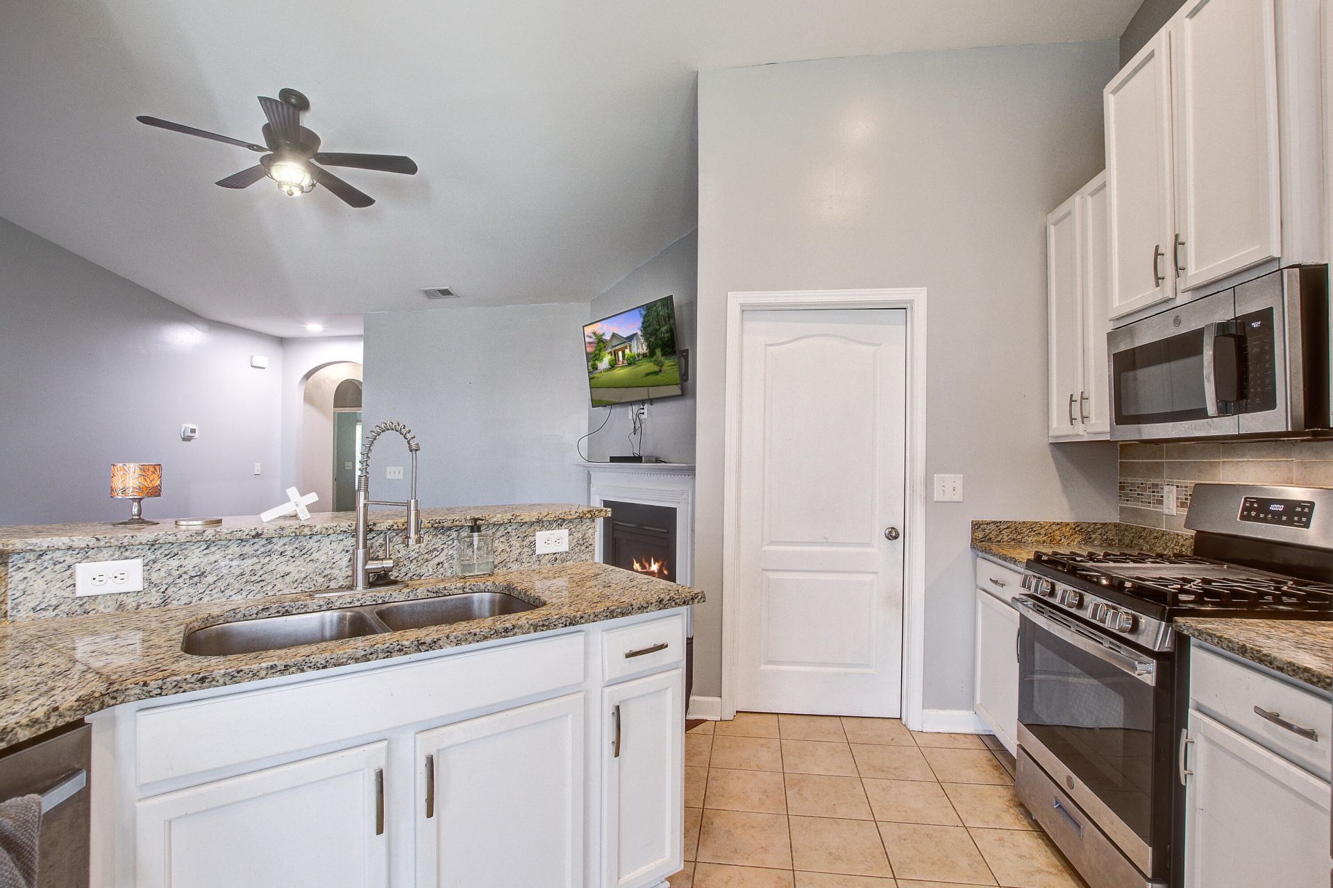 3639 Pimmit Place Photo 15