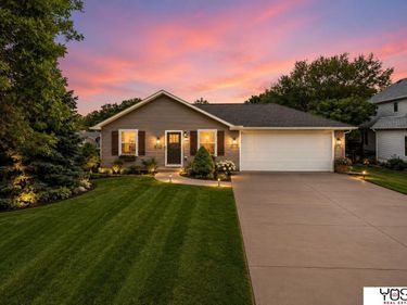 1564 Trumball Terrace, Plattsmouth, NE 68048