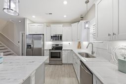 236 Gloucester Way  photo 4