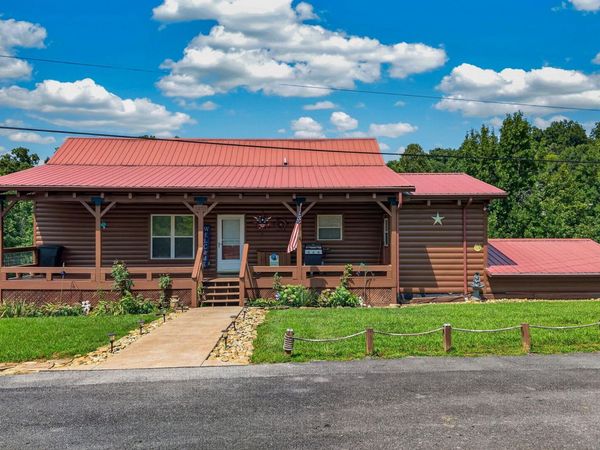 1573 Topaz Lane, Dandridge, TN 37725
