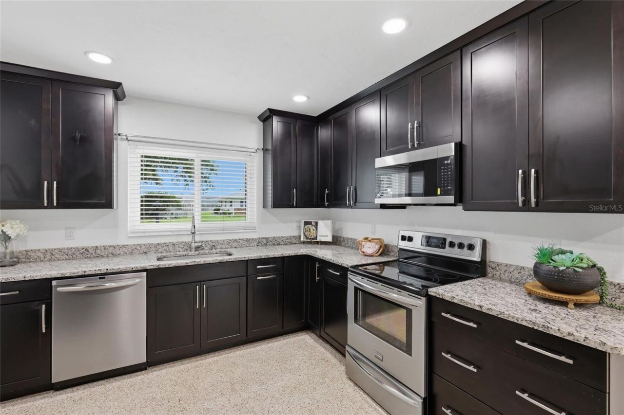 412 W Shade Drive, Venice, FL 34293 Photo
