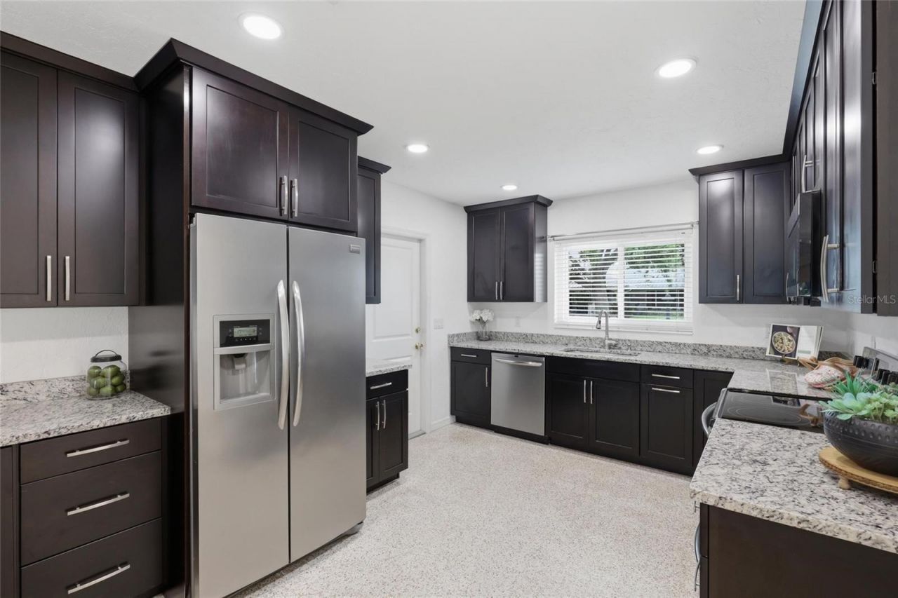 412 W Shade Drive, Venice, FL 34293 Photo