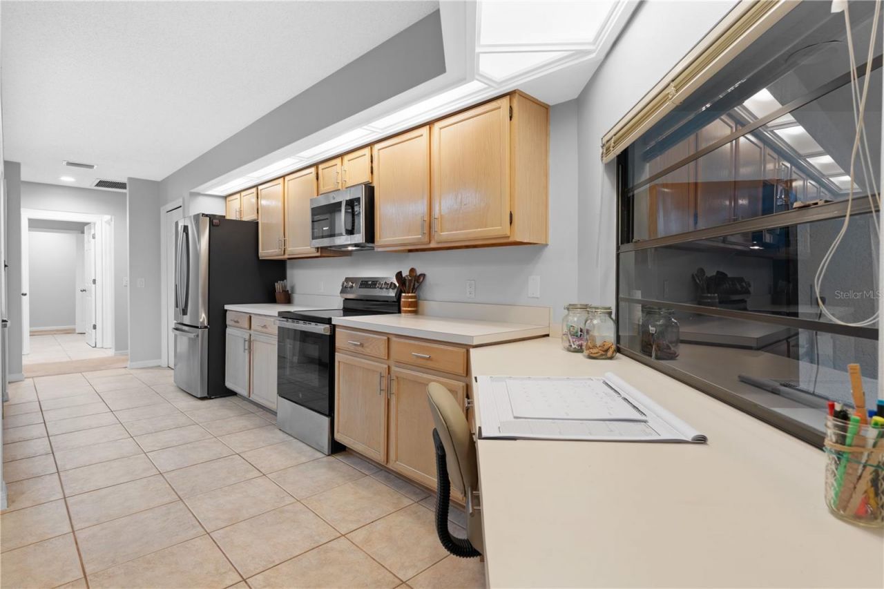 2553 Mason Oaks Drive, Valrico, FL 33596 Photo