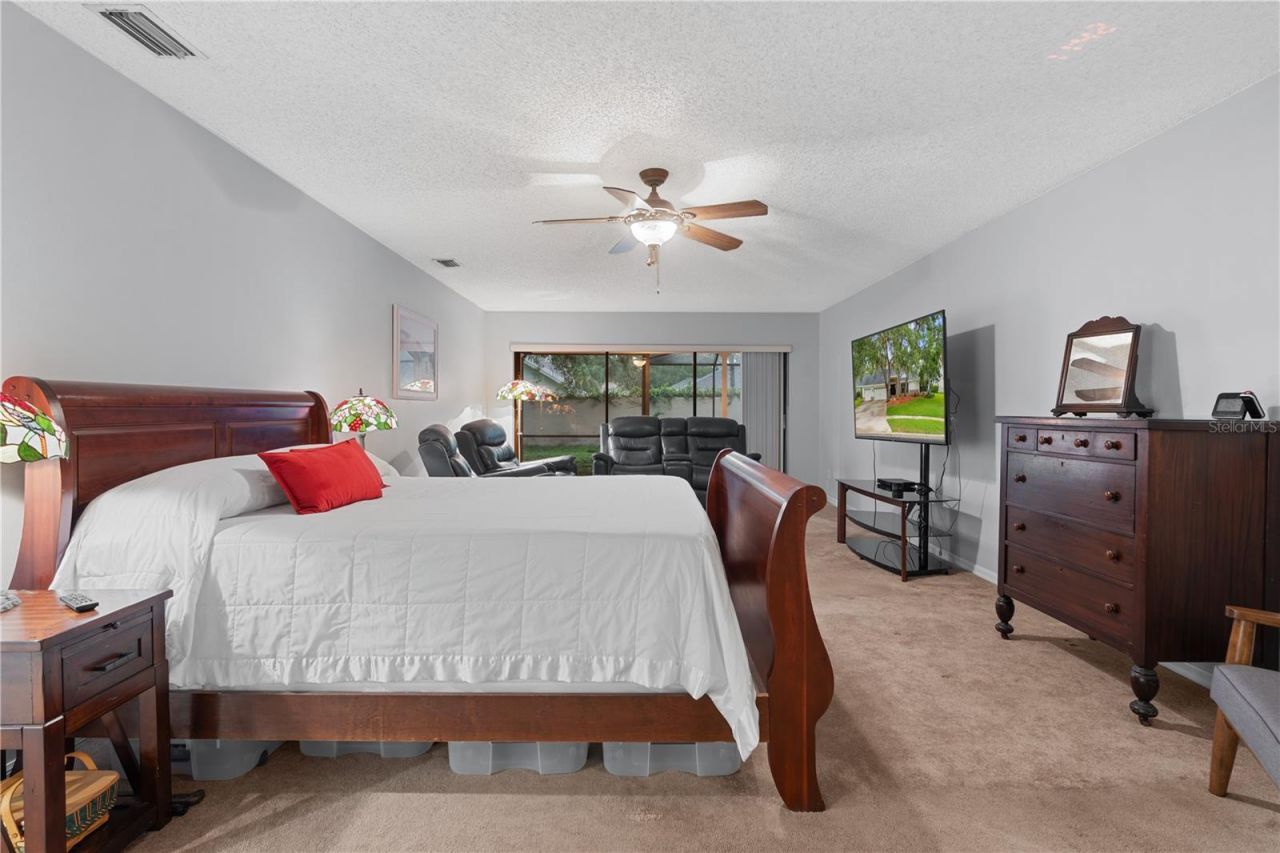 2553 Mason Oaks Drive, Valrico, FL 33596 Photo