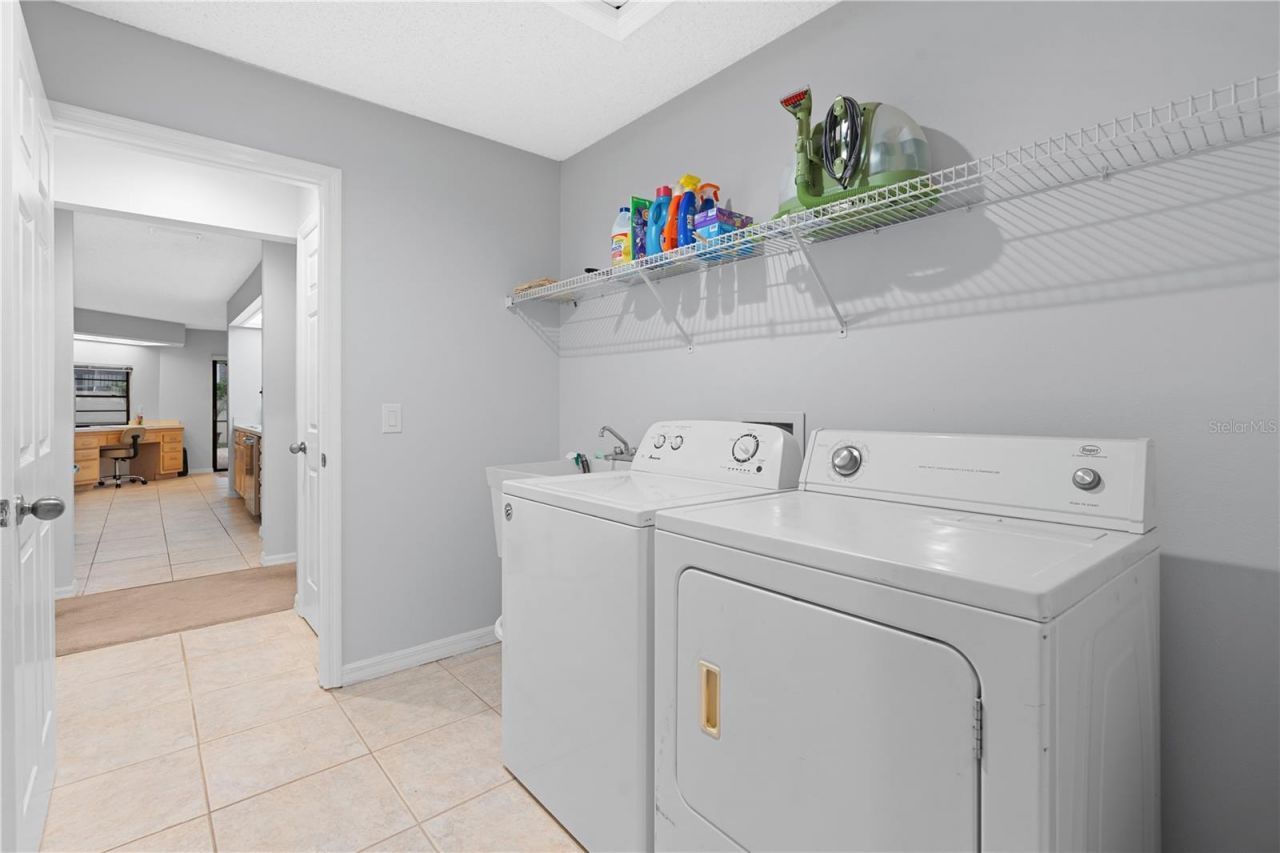 2553 Mason Oaks Drive, Valrico, FL 33596 Photo