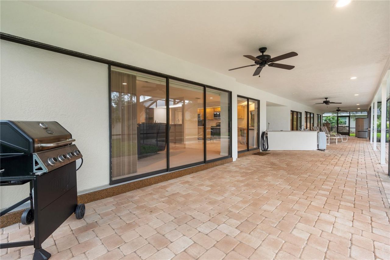 2553 Mason Oaks Drive, Valrico, FL 33596 Photo