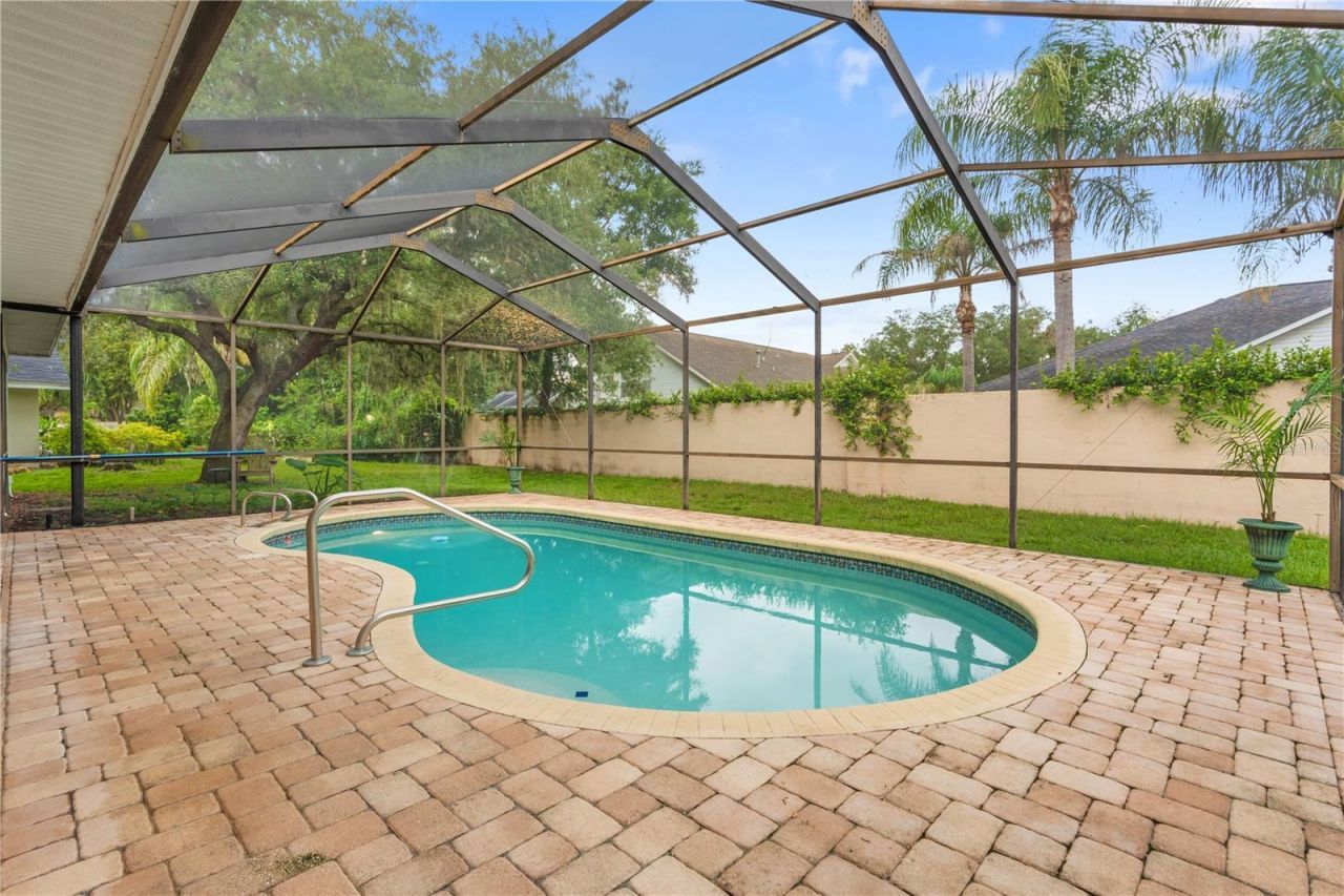 2553 Mason Oaks Drive, Valrico, FL 33596 Photo
