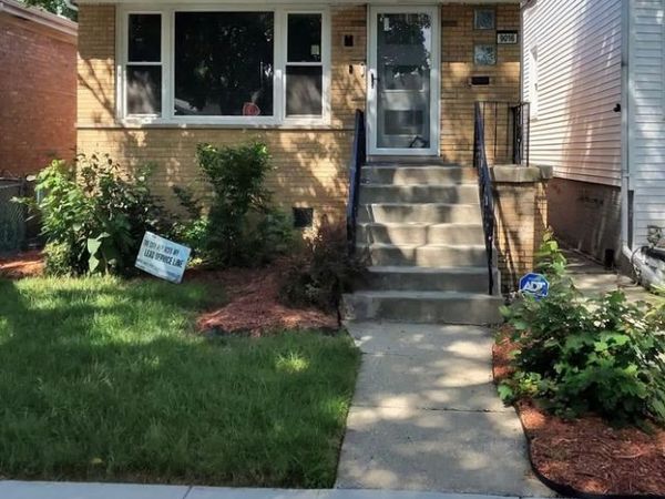 9016 S Lowe Avenue , Chicago, IL 60620