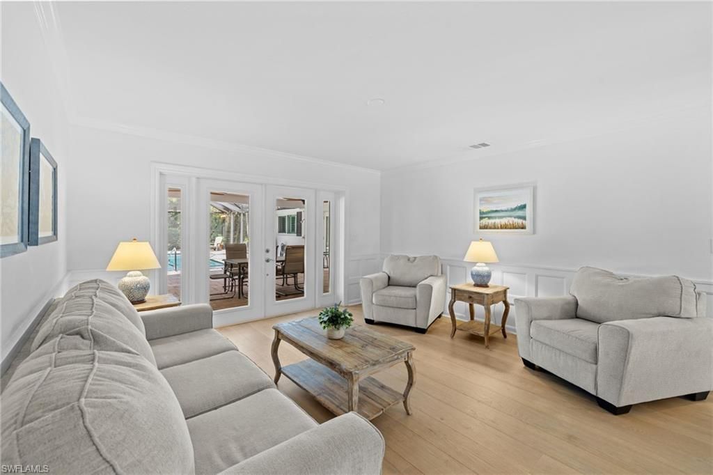 9715 Winchester Wood, Naples, FL 34109 Photo