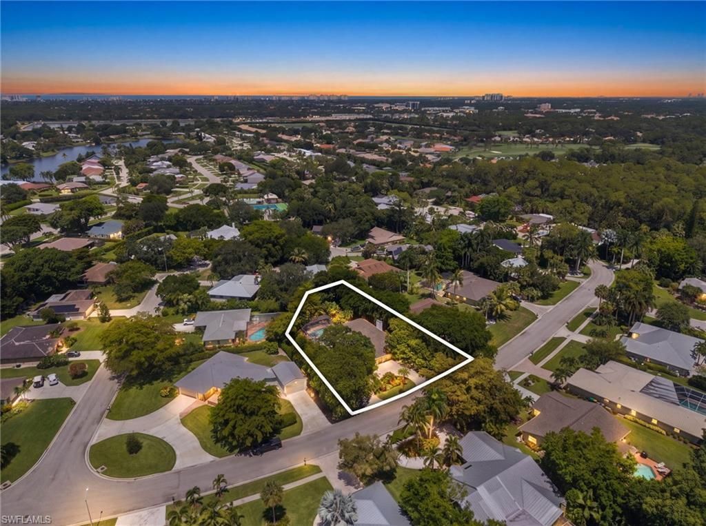 9715 Winchester Wood, Naples, FL 34109 Photo