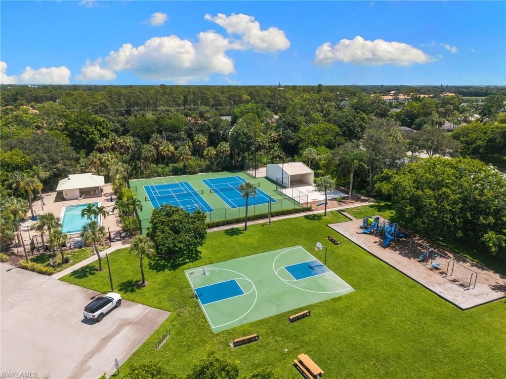 9715 Winchester Wood, Naples, FL 34109 Photo