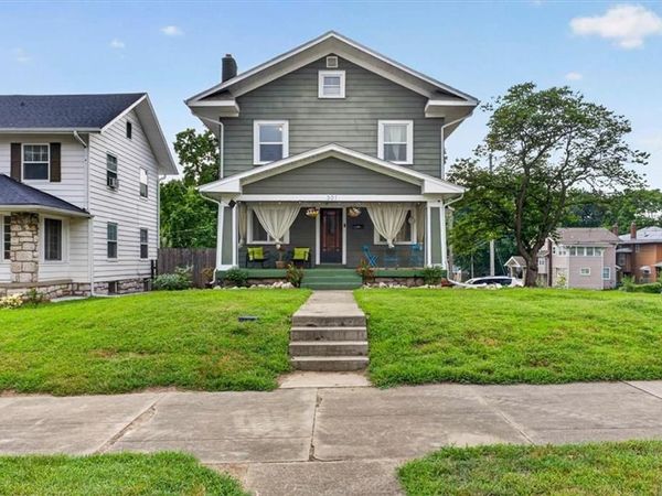 301 N Van Brunt Boulevard, Kansas City, MO 64123