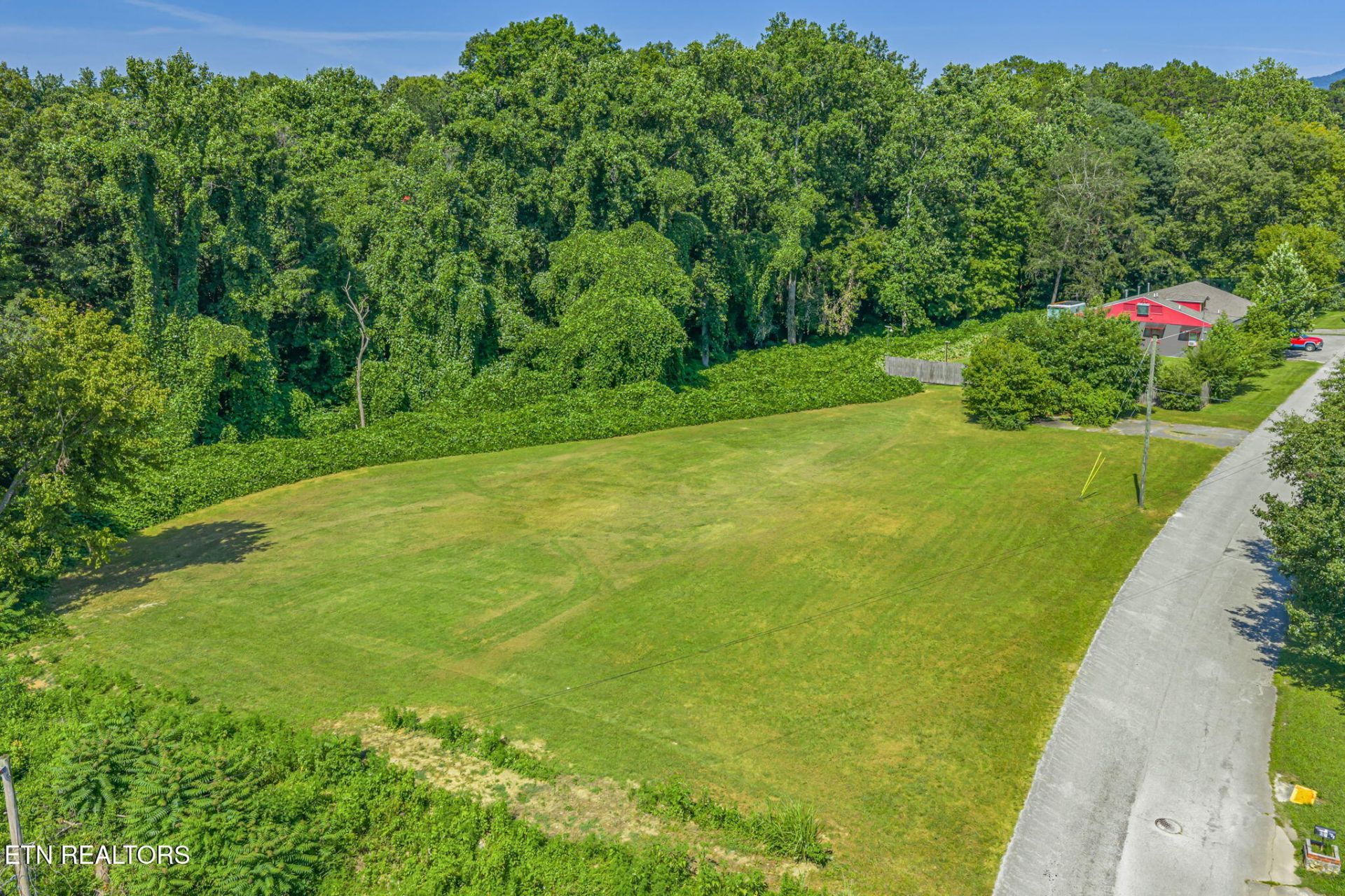 Hannah Drive, Oliver Springs, TN 37840 Main Photo