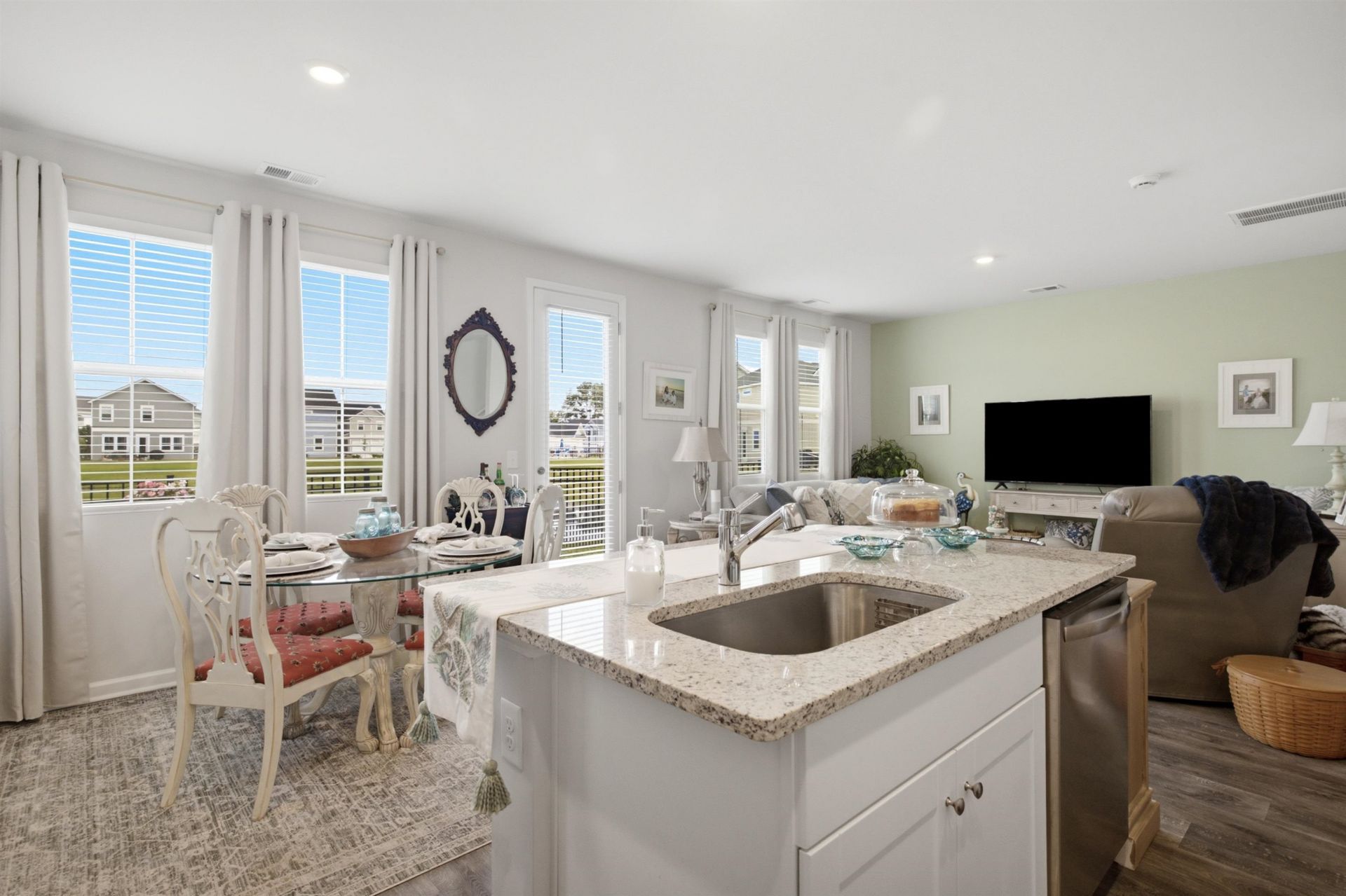 170 Cypress Ln.  Photo 7