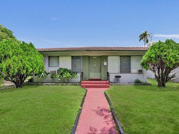 1913 Taylor Street, Hollywood, FL 33020