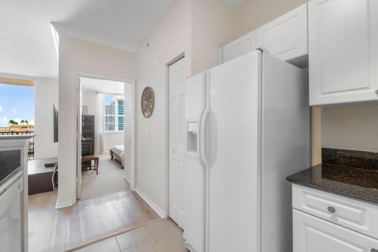 651 Okeechobee Boulevard, Unit 1104, West Palm Beach, FL 33401 Photo