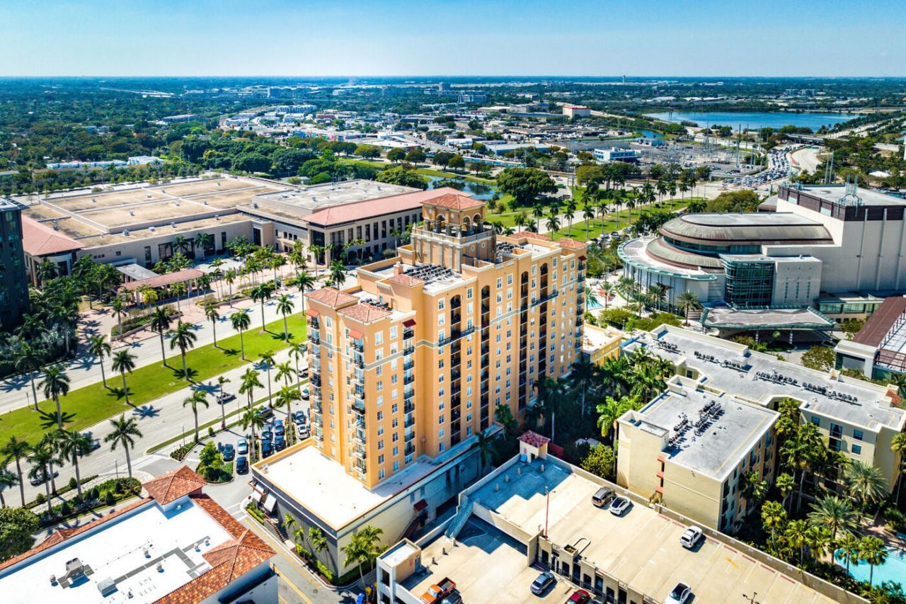 651 Okeechobee Boulevard, Unit 1104, West Palm Beach, FL 33401 Photo