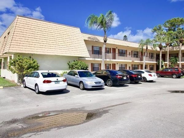 4720 OAK TERRACE Drive, Greenacres, FL 33463
