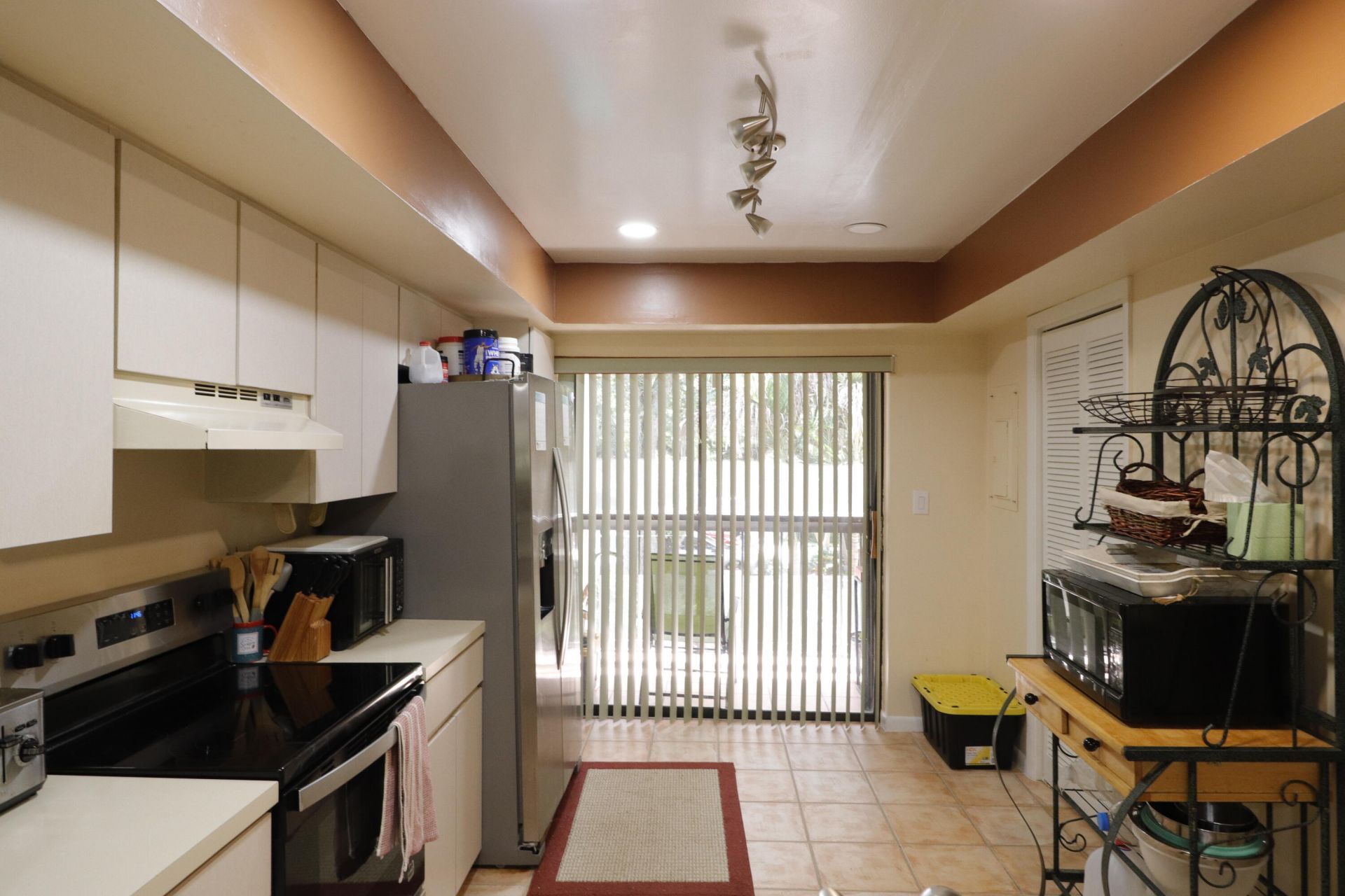 9460 Meadowood Drive, Unit 202, Fort Pierce, FL 34951 Photo