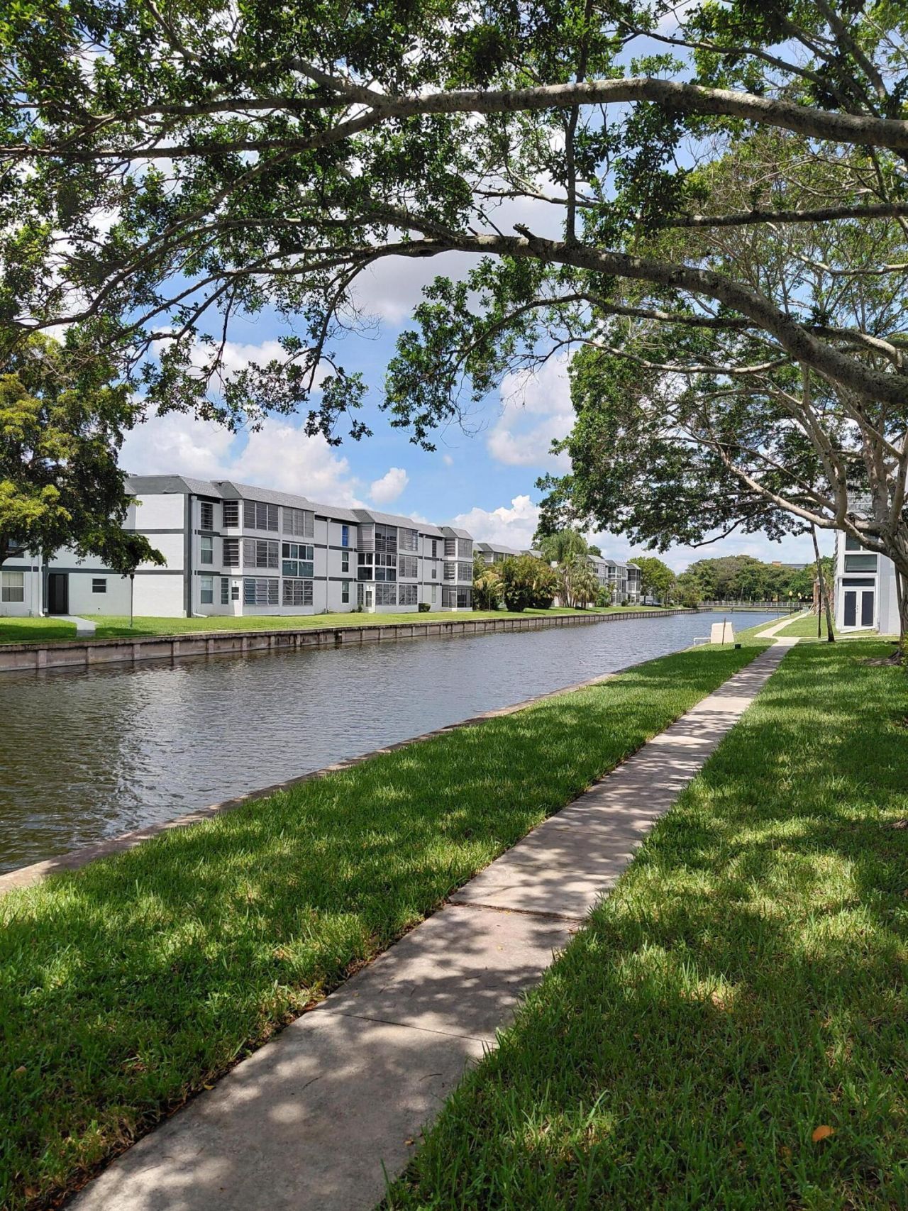 8350 Sands Point Boulevard, Unit 102E, Tamarac, FL 33321 Photo