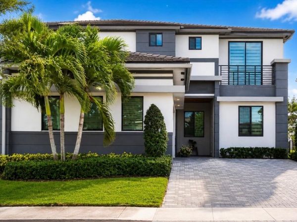 10680 PASSAGE Way, Parkland, FL 33076
