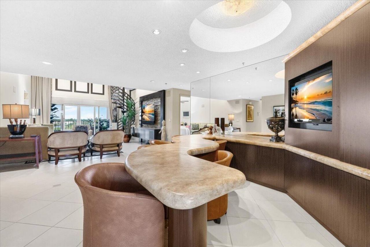 17047 Boca Club Boulevard, Unit 166B, Boca Raton, FL 33487 Photo