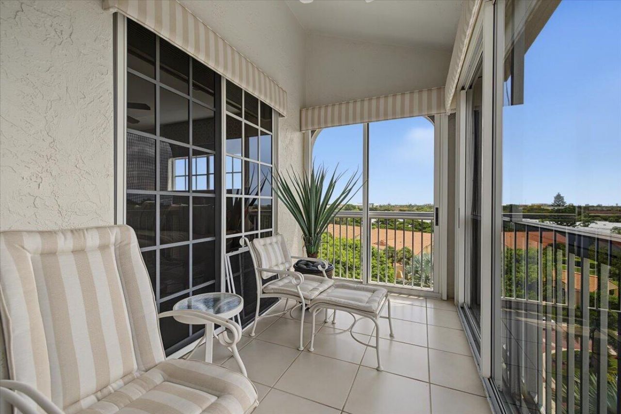 17047 Boca Club Boulevard, Unit 166B, Boca Raton, FL 33487 Photo