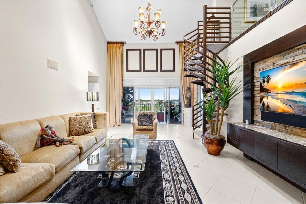 17047 Boca Club Boulevard, Unit 166B, Boca Raton, FL 33487 Photo