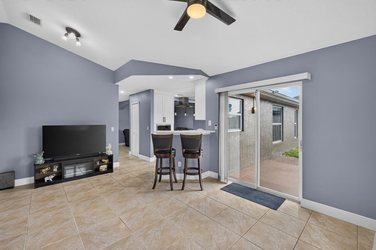 443 SW Homeland Road, Port Saint Lucie, FL 34953 Photo