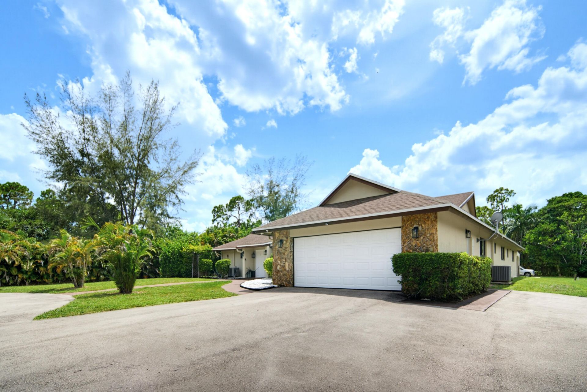 6165 NW 69th Way, Parkland, FL 33067 Photo